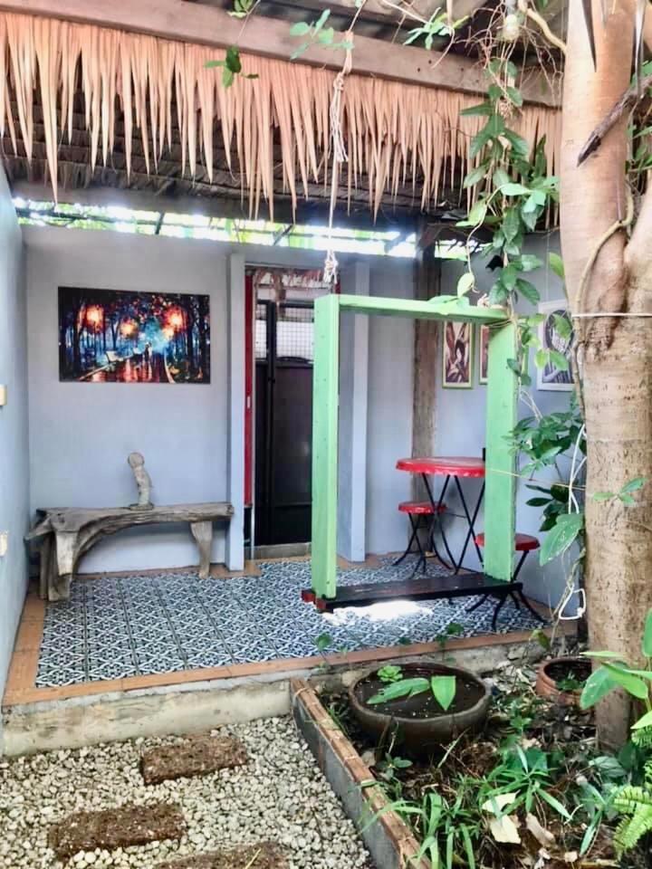 Artist'S Place Trat Ngoại thất bức ảnh