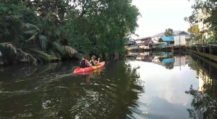 Artist'S Place Trat Ngoại thất bức ảnh