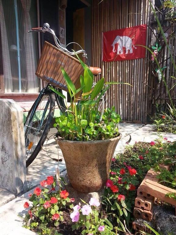 Artist'S Place Trat Ngoại thất bức ảnh